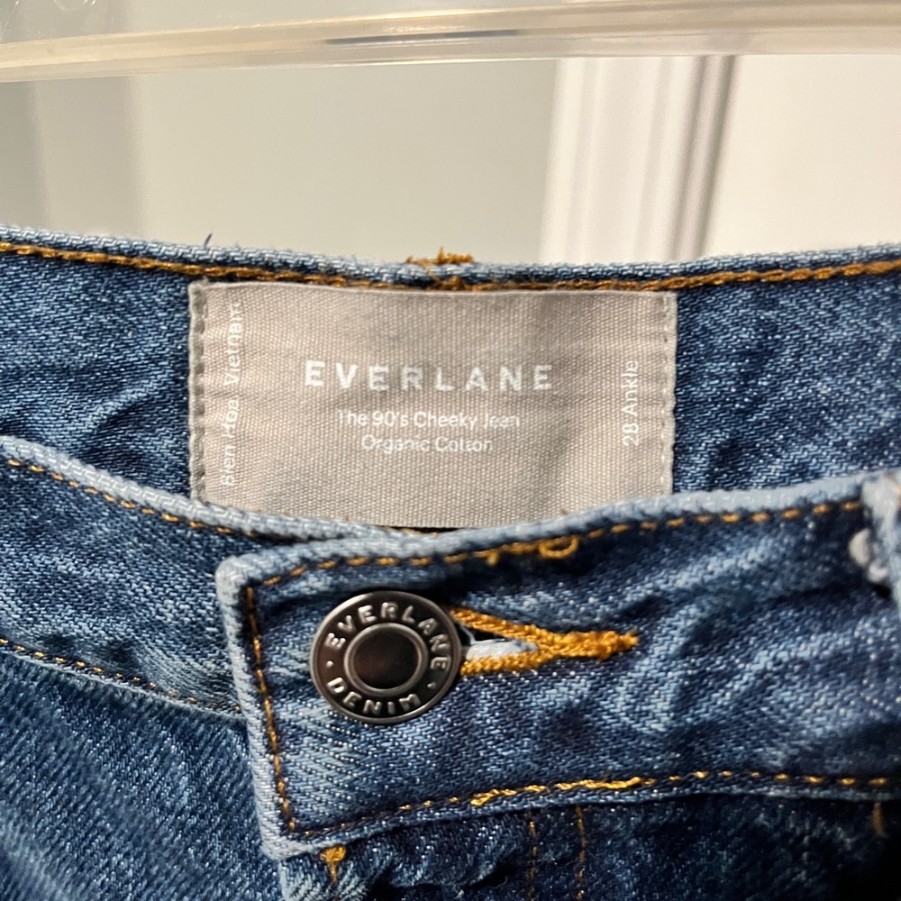 Everlane The 90s Cheeky Jean